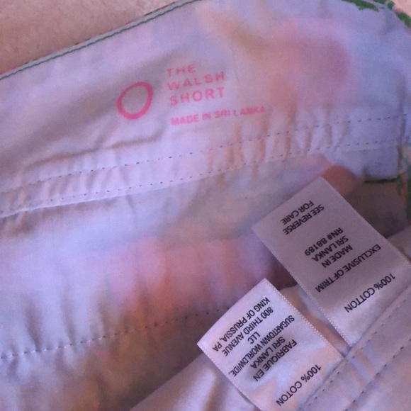 🦩Lilly Pulitzer | The Walsh Short - Hot Wings Flamingo Pattern - size 0 🦩 - Picture 6 of 6